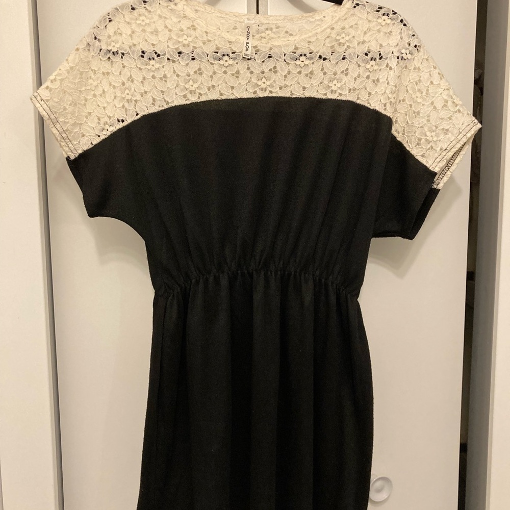 Women’s casual dress